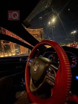 جیپ گراند شیرۆکی